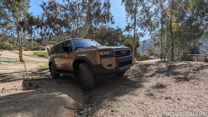 2025 Toyota 4Runner vs. Land Cruiser: Мы ездили на обоих, вот как они сравниваются | Carscoops